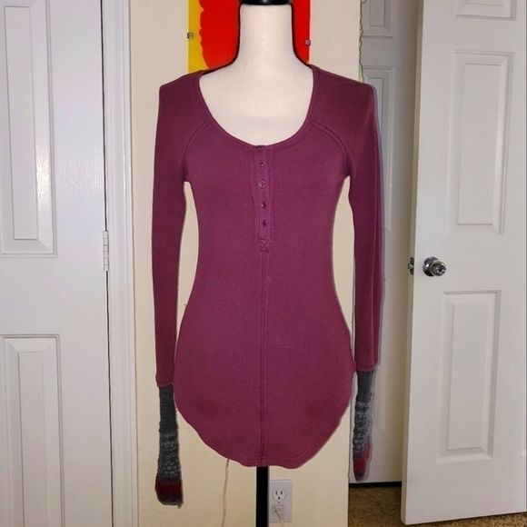 π
ΊFree People | Alpine Cuff Henley - Picture 2 of 4